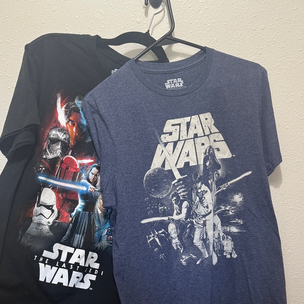 2 Star Wars Short Sleeve Tees - Black and Dark Blue, Size M